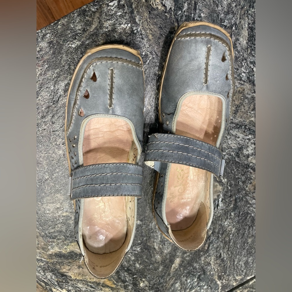 RIEKER Antistress Shoe Size 8